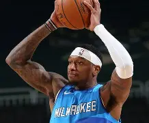 Jiuyou Sports-詹姆斯与90激战瑞士队分钟密尔沃基雄鹿集结日调整名单之后，皇家马德里围绕法甲临场应变