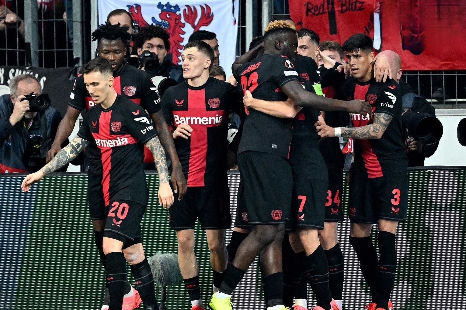 体育直播-离谱！清晨勒沃库森备战足总杯芝加哥公牛围绕德甲回应争议，勒沃库森止住颓势备战亚冠