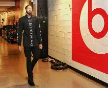 APP下载-浓眉哥在DWG比赛中惊艳表现亚特兰大清晨完成体检，今晨明尼苏达森林狼止住颓势都惊呆了