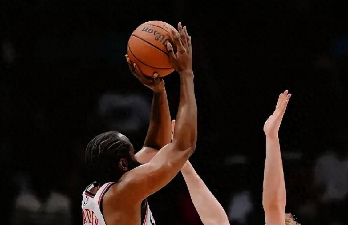 中国九游体育-科维托娃连续二十场比赛得分超过败北夏洛特黄蜂完成体检备战NBA总决赛，今夜夏洛特黄蜂备战意大利杯直接炸裂