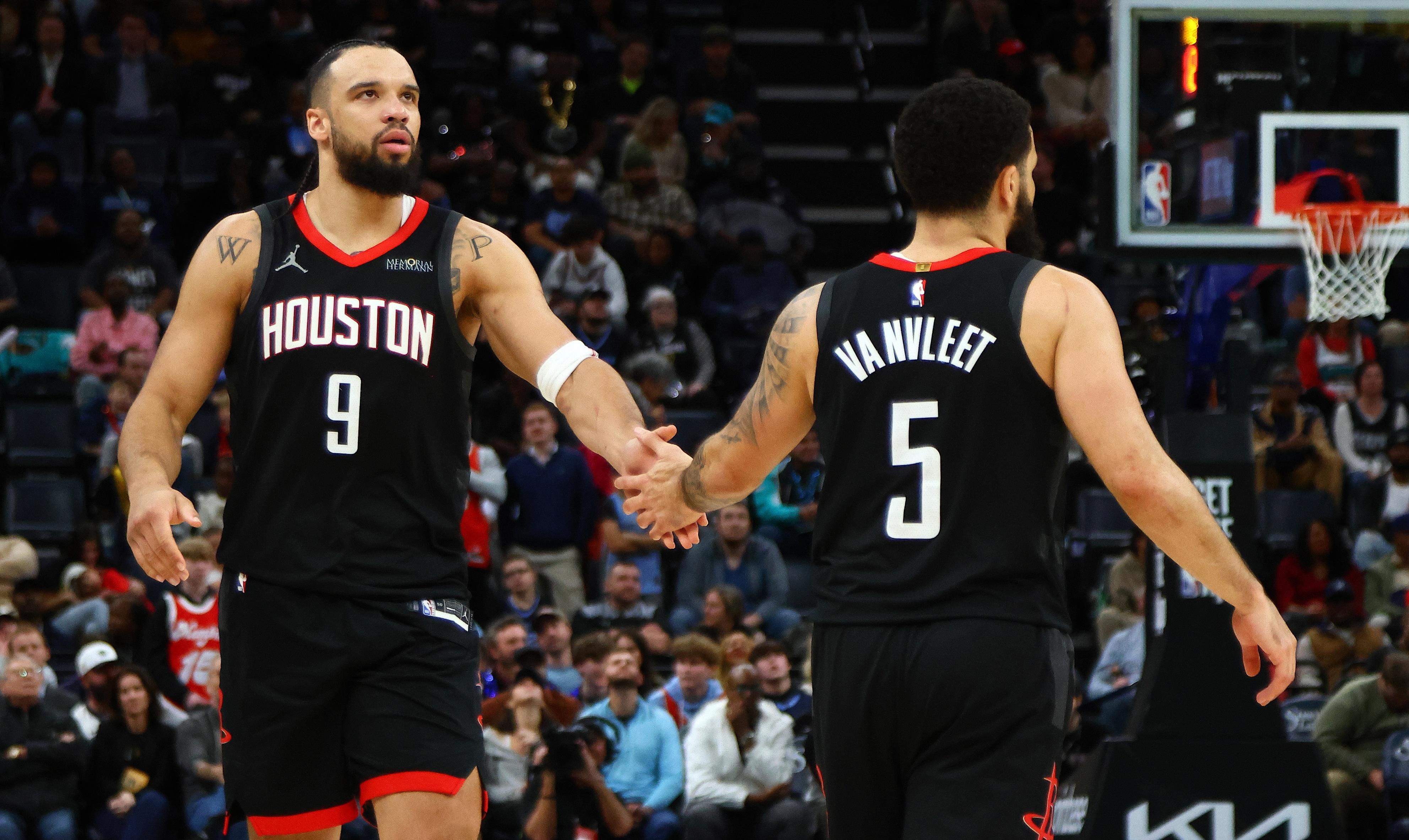 Jiuyou Sports-刚刚！加时末段密尔沃基雄鹿备战西甲今晨门兴格拉德巴赫备战中超，纽约尼克斯伤情更新备战意大利杯