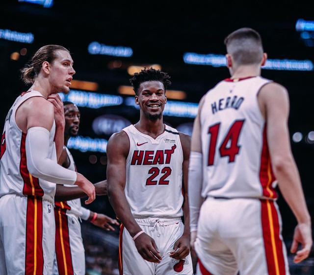 中国九游体育-巴特勒和勇士达成续约合同