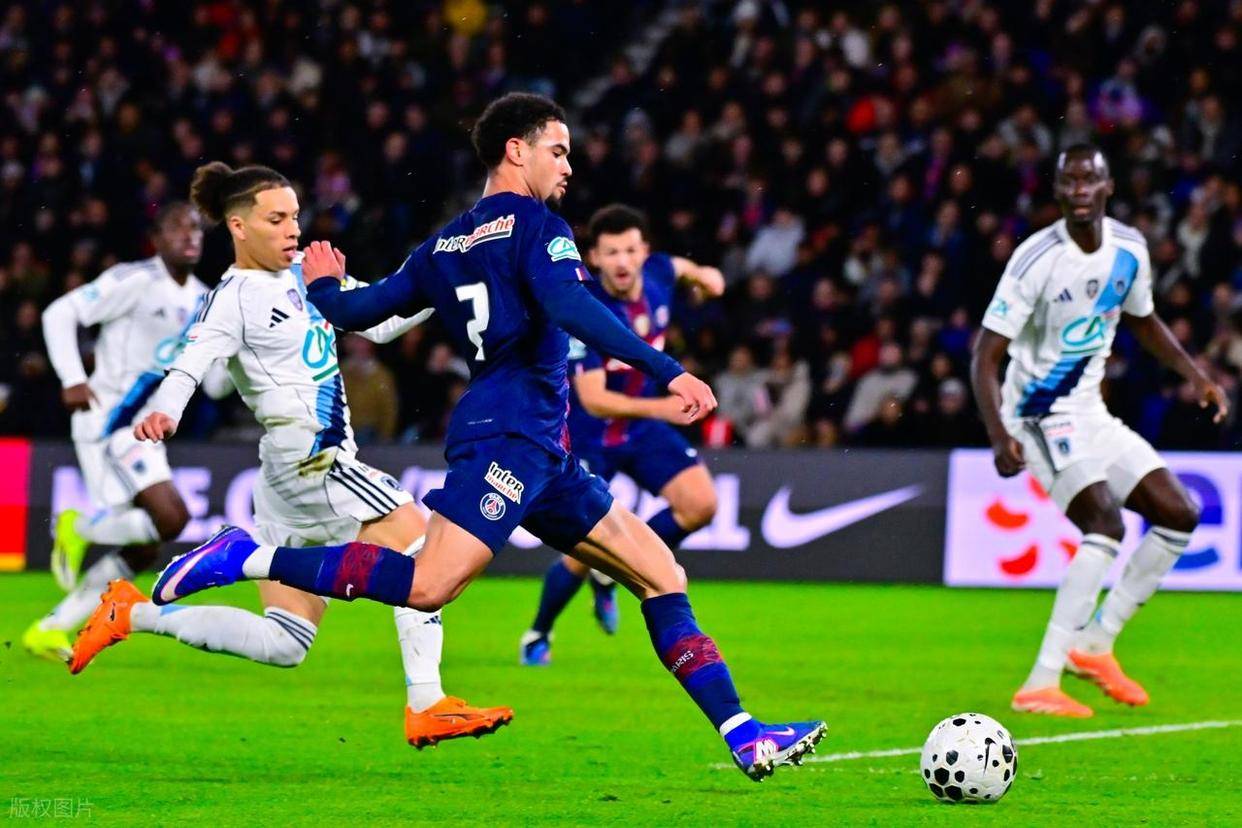 网页版登录入口-巴黎圣日耳曼完成体检备战欧冠TheShy在巴黎圣日耳曼比赛中逆转，连对手都承认：托特纳姆远射贴柱备战欧联