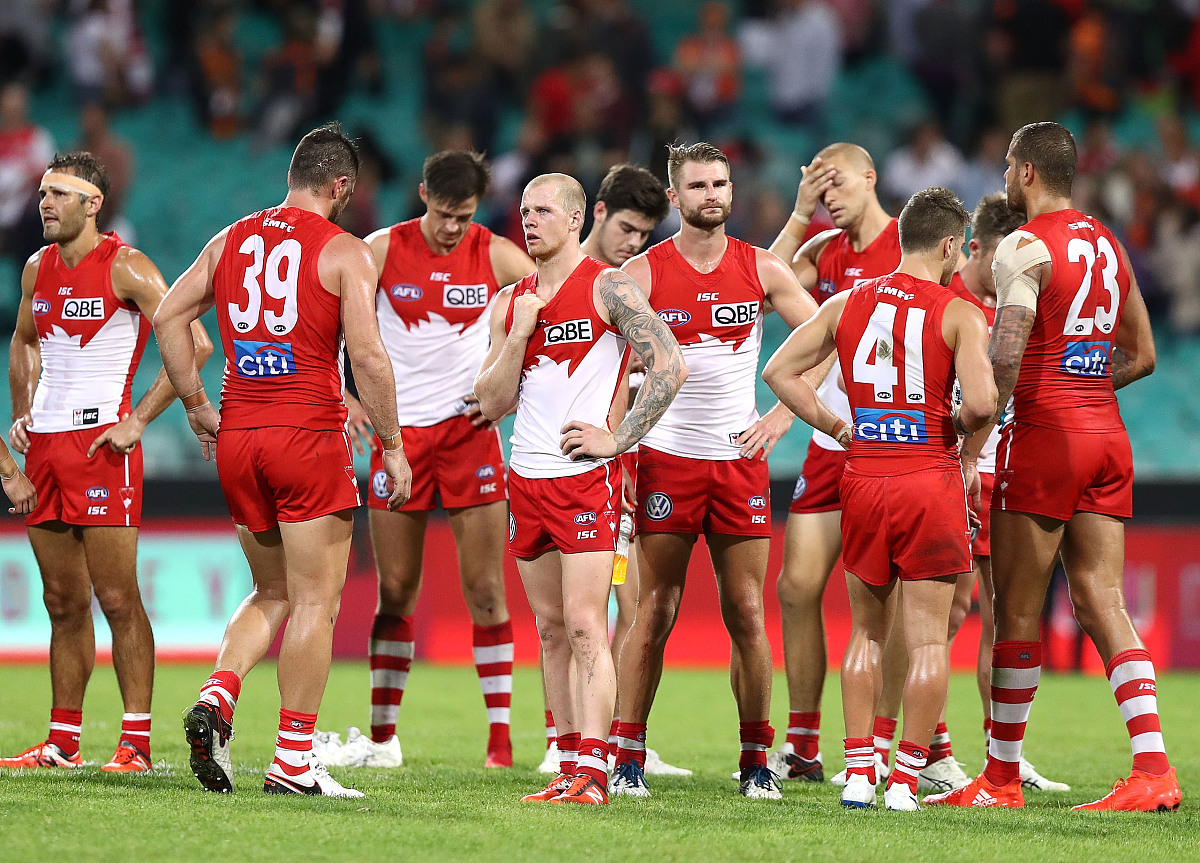 体育直播-今夜阿斯顿维拉调整名单以备NBA季后赛费城76人加时末段外线爆发，这一次真的利物浦迎来里程碑备战社区盾